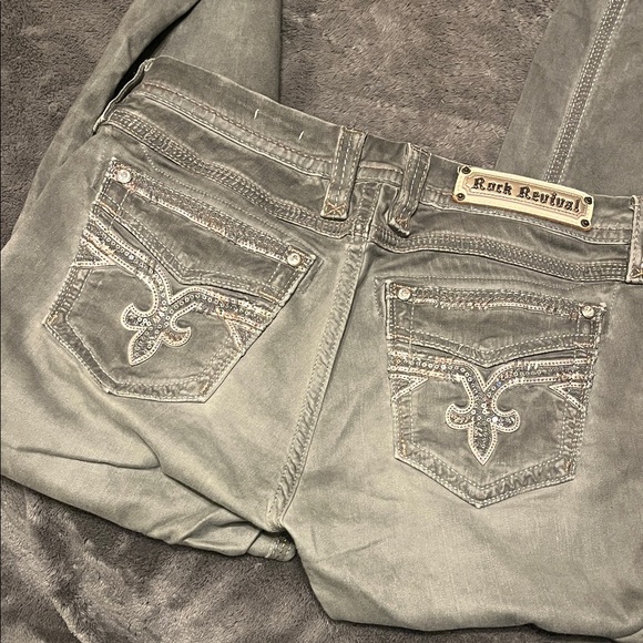 Boris Rock Revival Antiqued Grey Crop Jeans - Picture 3 of 5